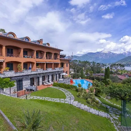 Lake Como Apartment. Pool, Tennis, Walk To Lake * Mezzegra